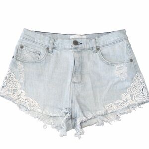 GARAGE RETRO HIGH WASTE SHORT with lace